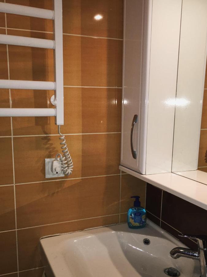 Apartment On Podil Kiev Exteriör bild